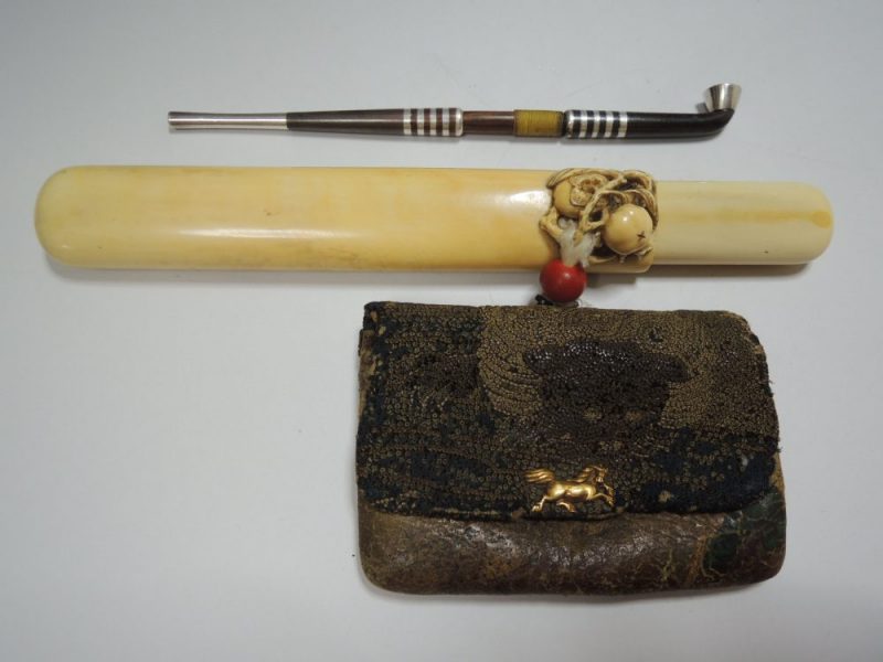 茨城県大洗市 江戸時代の骨董品（象牙煙管入）の買取り｜【くらや 