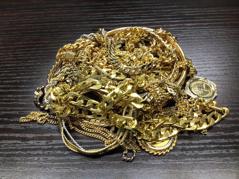 バブル時代に流行った貴金属のお買取