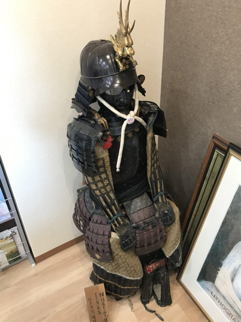 日本刀など武具刀剣の買取は札幌市にある【買取専門店 くらや 札幌南店】にお任せくださいませ！