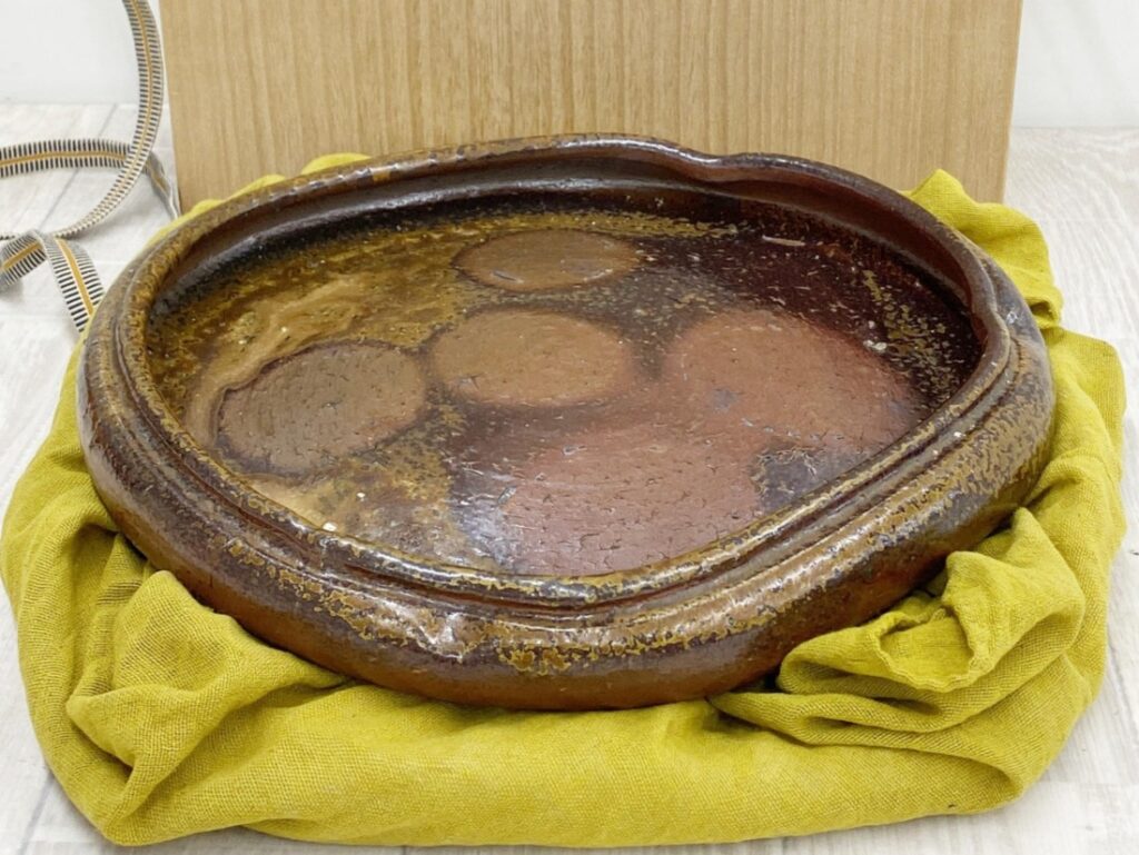 【骨董好き必見】陶磁器の魅力と価値とは？愛媛県での査定・出張買取なら「買取専門店 くらや 松山店」へ