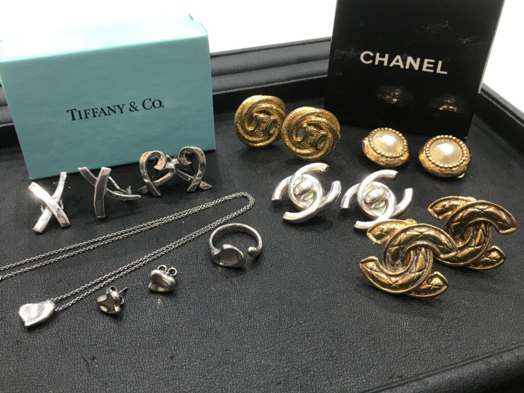 アクセサリーや宝石の高価買取は札幌市にある【買取専門店 くらや 札幌南店】にお任せくださいませ！