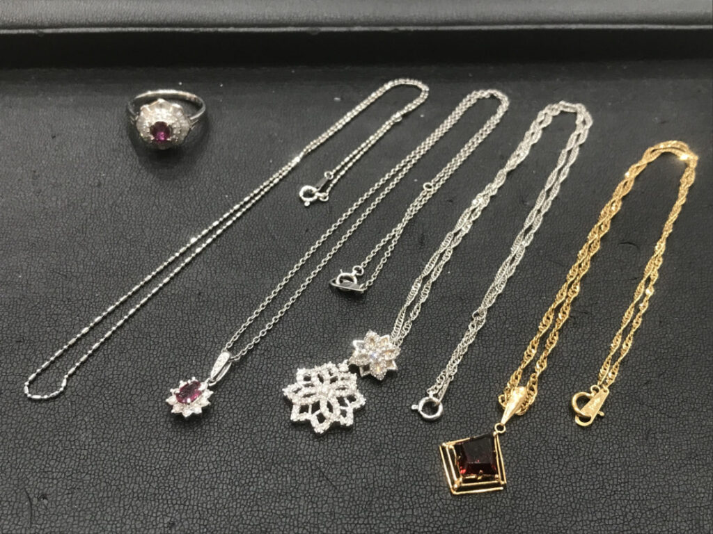 金・プラチナの相場は高騰中！いつまで続く？？売却は札幌市にある【買取専門店 くらや 札幌南店】へ！