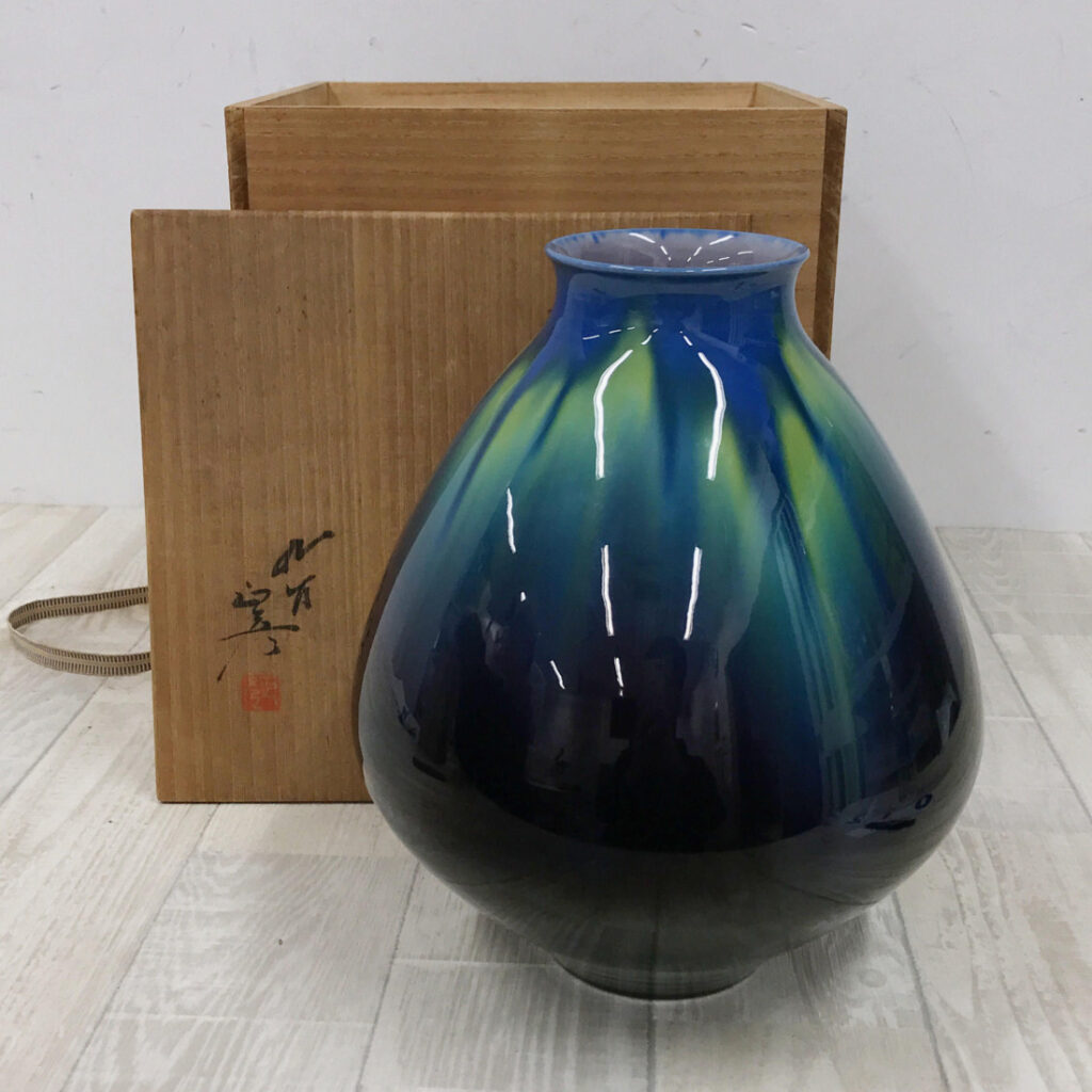 徳田八十吉の作品を売るなら｜九谷焼の巨匠作品を丁寧に査定・買取いたします【買取専門店 くらや 松山店】