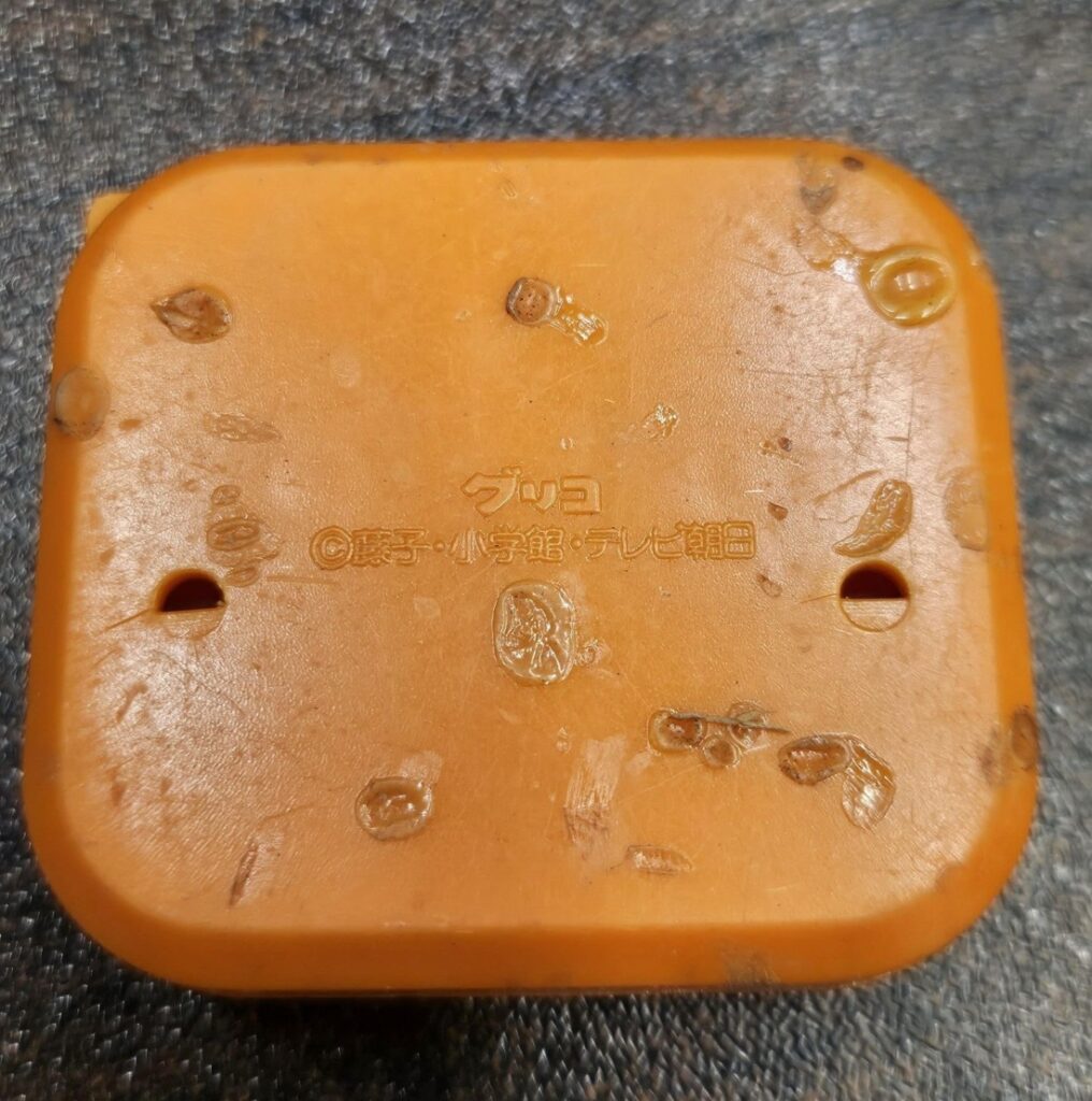 押入れの中に眠る宝物『昭和のグリコおまけ』に再注目！セルロイド・ブリキ・プラスチックが語る“小さな文化遺産”─買取専門店 くらや 松山店