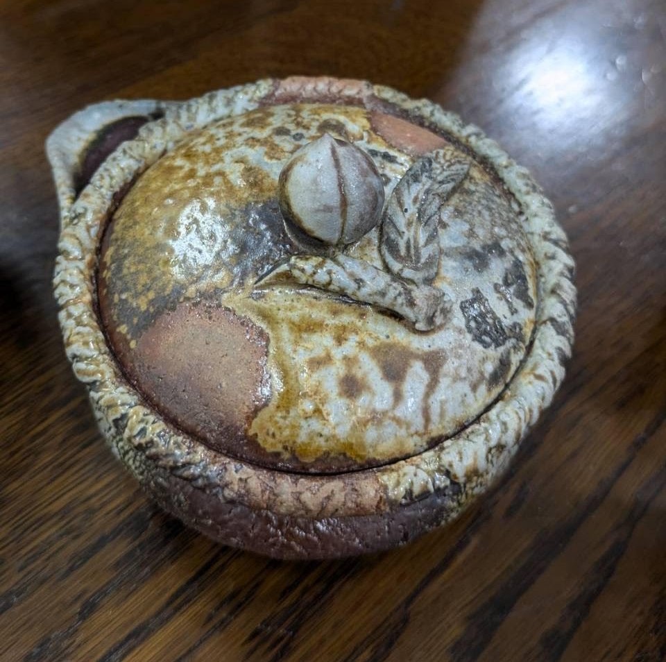 入江光人司 作 備前焼 宝瓶・煎茶器など細工物陶芸器の買取はお任せください｜買取専門店 くらや 松山店