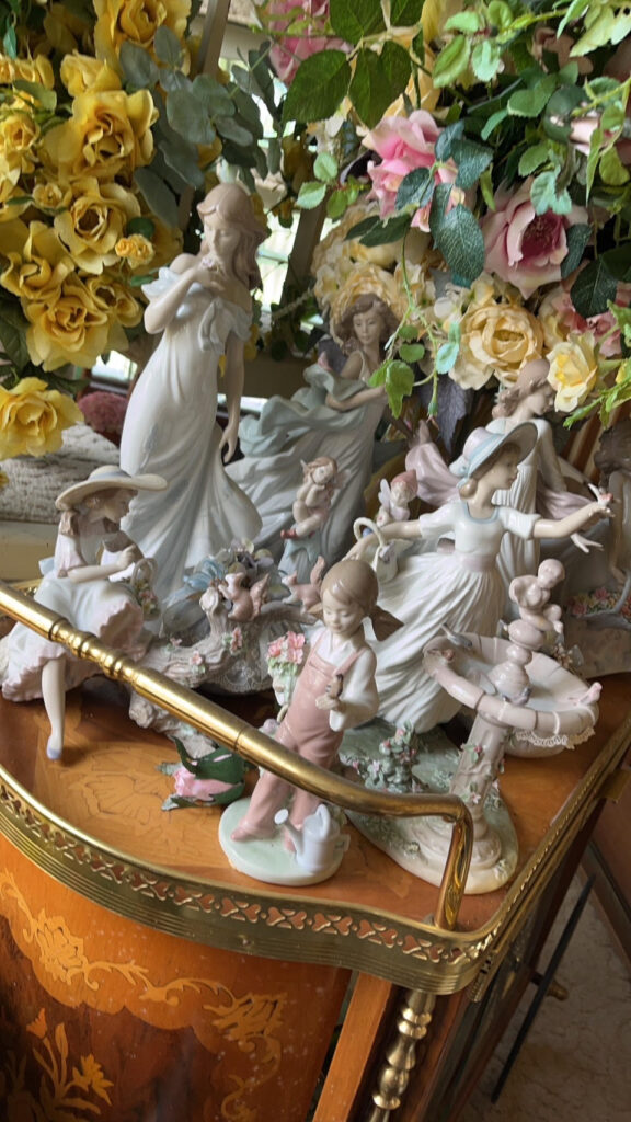 リヤドロの魅力とは？陶磁器人形の買取は札幌市【買取専門店 くらや 札幌南店】へ！