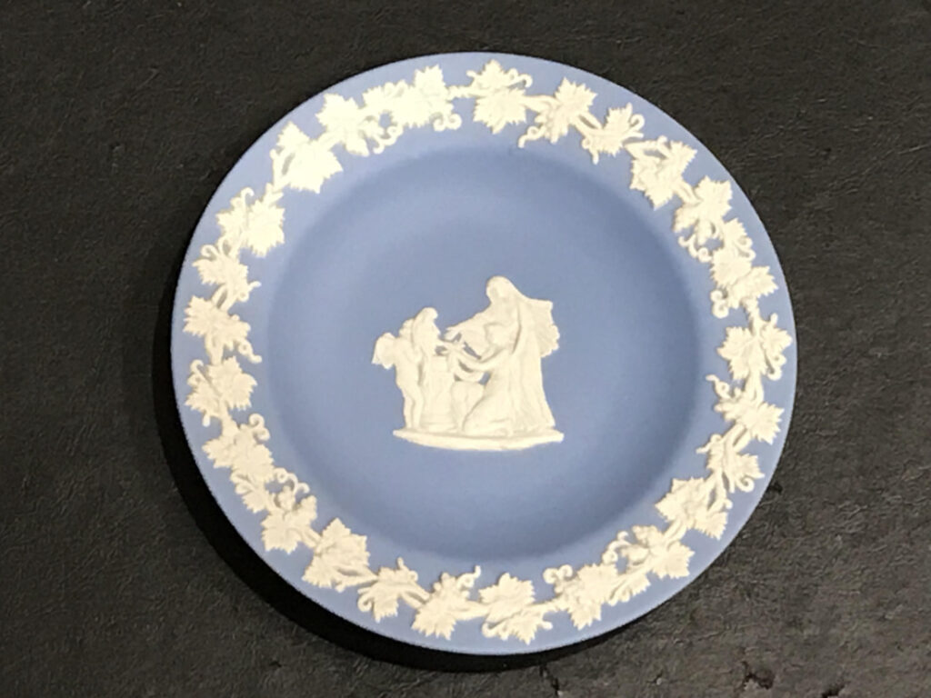 ドイツの名窯〈マイセン〉とは？札幌市【買取専門店 くらや 札幌南店】