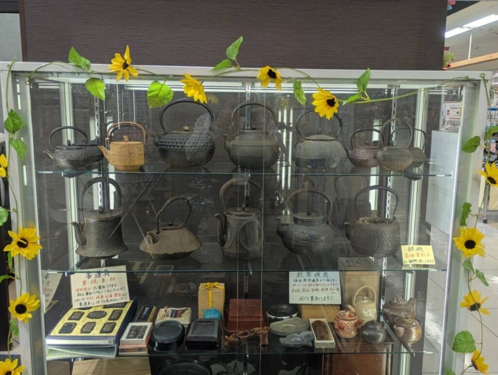 【店舗紹介】くらや 松山店の店内をリニューアルしました！半個室の買取スペース＆鉄瓶買取強化中