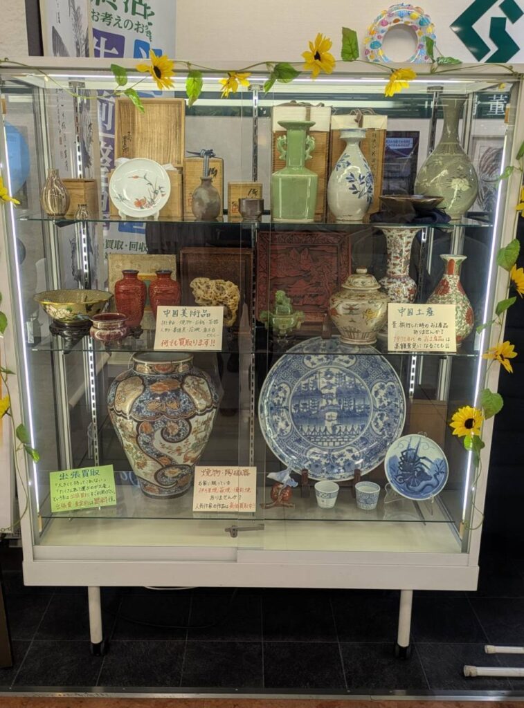 【店舗紹介】くらや 松山店の店内をリニューアルしました！半個室の買取スペース＆鉄瓶買取強化中