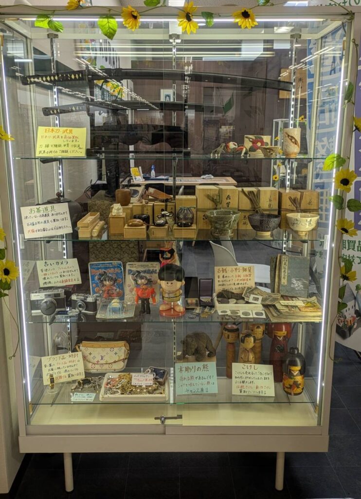 【店舗紹介】くらや 松山店の店内をリニューアルしました！半個室の買取スペース＆鉄瓶買取強化中